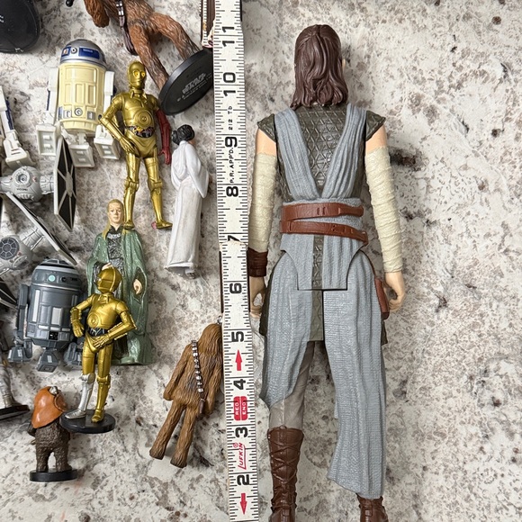 Star Wars Action Figures Set - Black, White, Brown - Picture 6 of 9